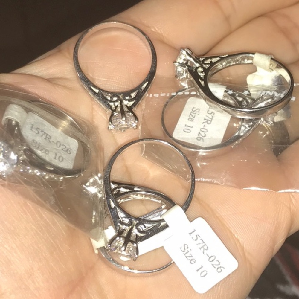 Ladies .925 Silver rings 7 rings nwt